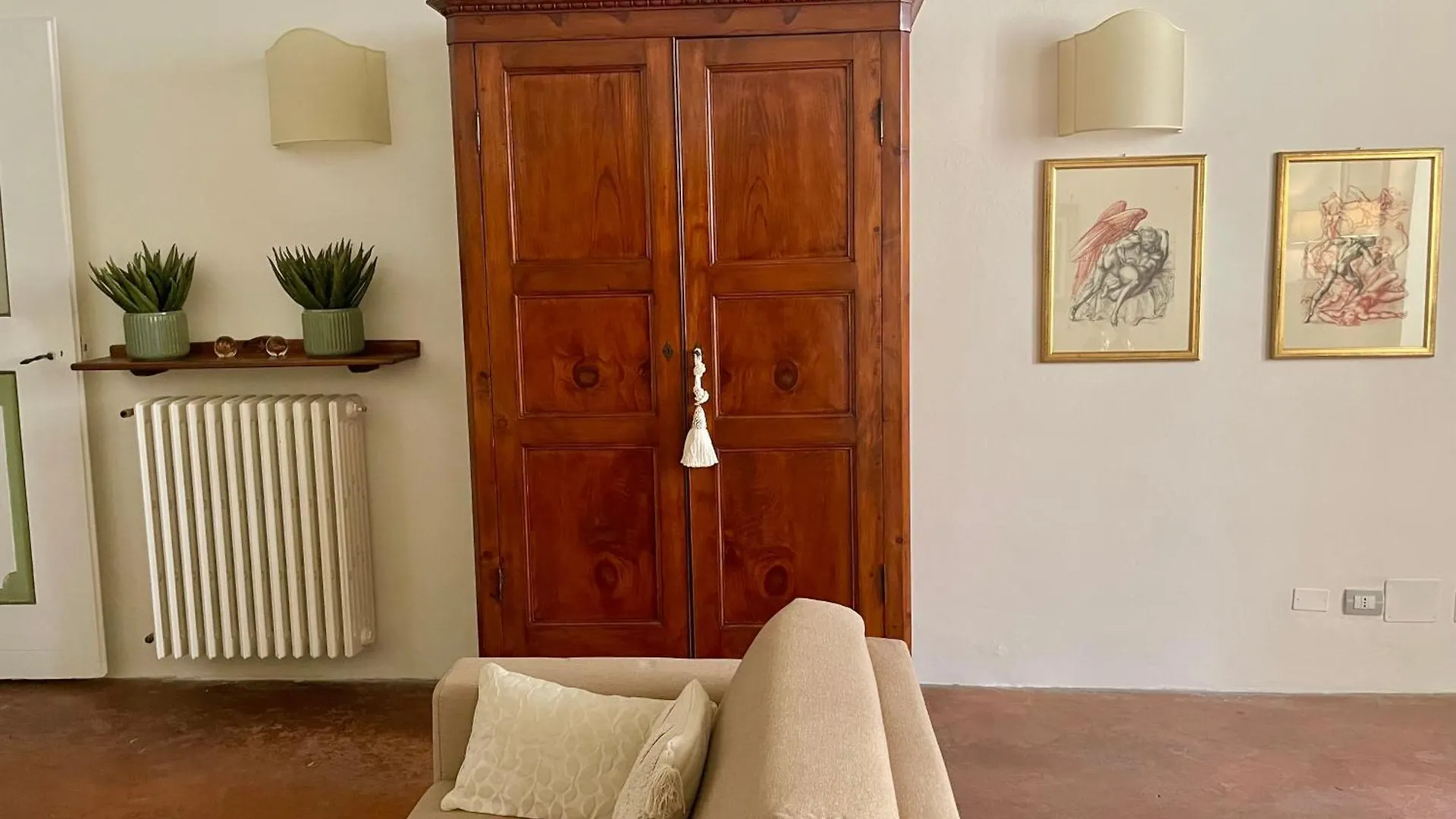 Florence Cozy Retreat Italy